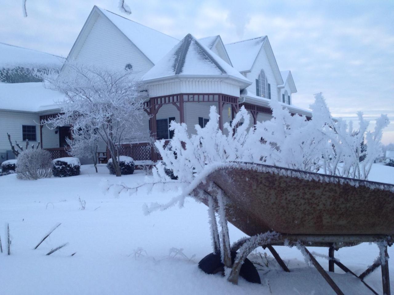 Green Gables Bed & Breakfast Odon Buitenkant foto